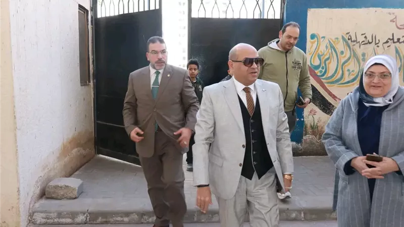 مدير تعليم الدقهلية يتابع تدريبات معلمات رياض الأطفال