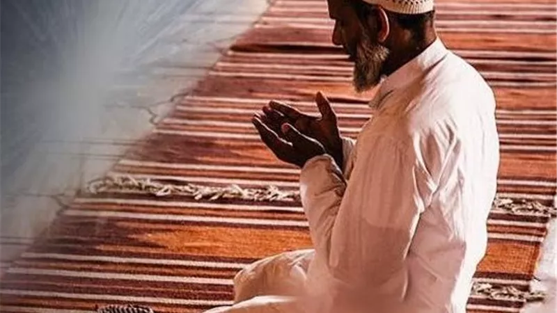ما الفرق بين رفع الأعمال في شعبان ويومي الإثنين والخميس؟.. الإفتاء تجيب