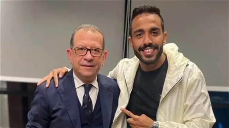 أشرف عبدالعزيز: «حساب كهربا مكنش فيه 100 ألف جنيه.. وصعب عليا ووقفت جمبه» 