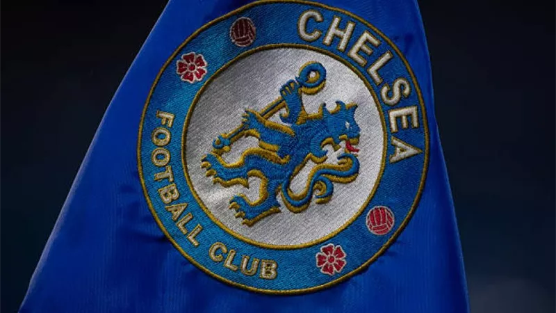 قلق في تشيلسي بعد الاعتداء على جماهيره قبل مواجهة نابولي في دوري الأبطال