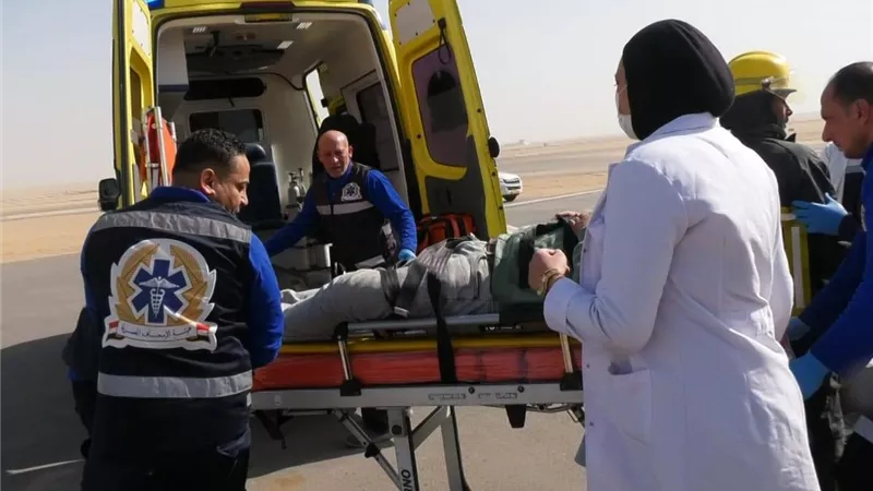 تجربة طوارئ شاملة.. محاكاة لحادث طائرة بمطار القاهرة|شاهد