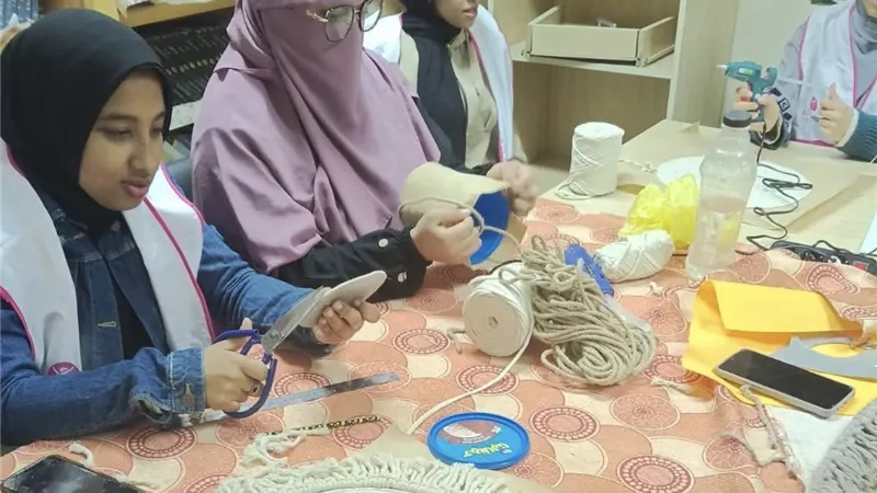 ختام فعاليات ورشة المشغولات اليدوية من خيط الكردون بالوادي الجديد