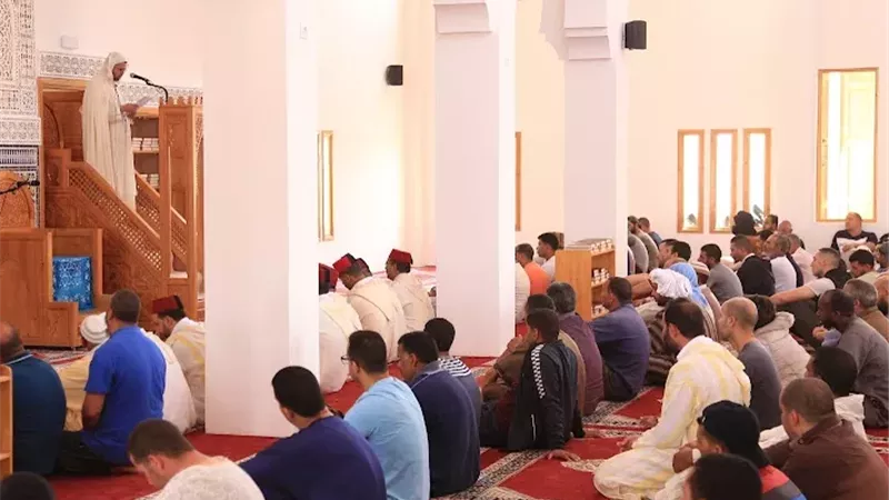 وزارة الأوقاف تحدد «تضحيات لا تُنسى» موضوعا لخطبة الجمعة المقبلة