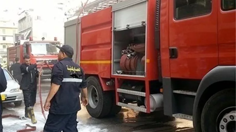 منطقة سكنية.. السيطرة على حريق مخزن أخشاب بالعاشر من رمضان 