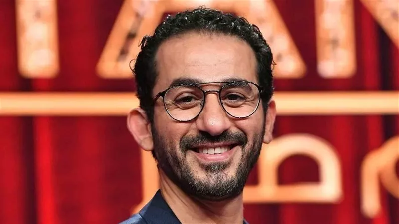 هنيدي وحلمي.. صراع الكوميديا بين 