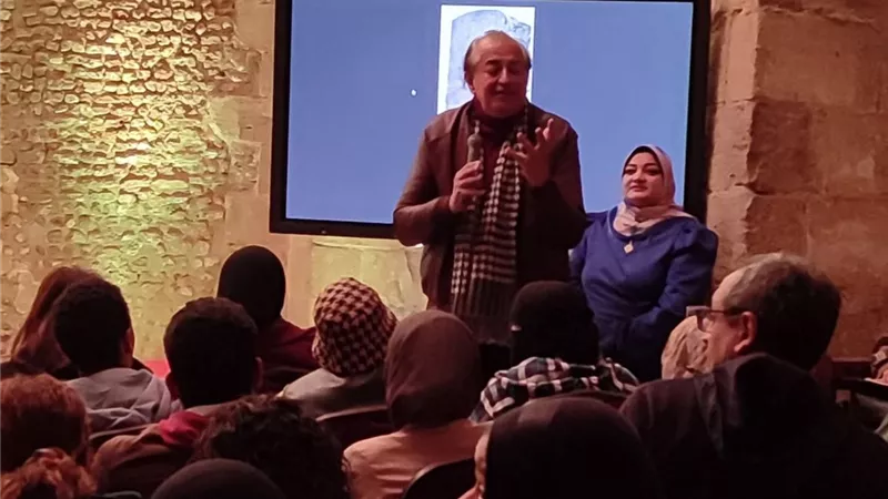  حضور جماهيري..الشماع يستعرض