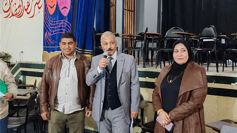 مدير تعليم المنيا يشهد مسابقة أوائل الطلبة للمرحلة الثانوية العامة 