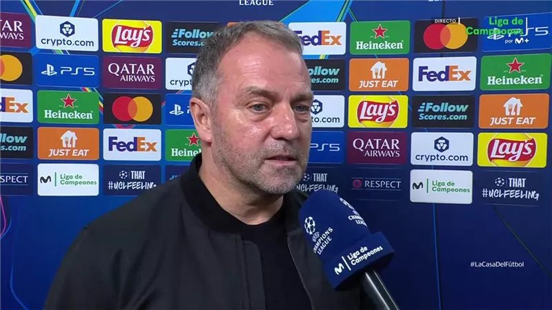رغم وفاة والده.. هانز فليك يقود برشلونة أمام ريال مدريد في الكلاسيكو