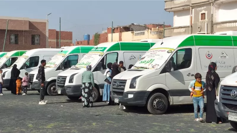 727 مواطنا يستفيدون من خدمات قافلة طبية بالإسماعيلية 