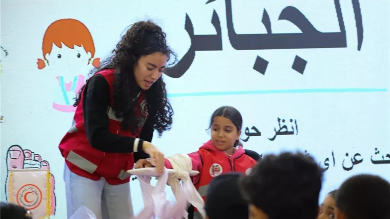 «حكايات إنسانية».. الهلال الأحمر المصري يشارك في معرض الكتاب| صور