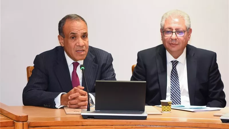وزير الخارجية يلتقي الدفعة 58 من الملحقين الدبلوماسيين الجدد