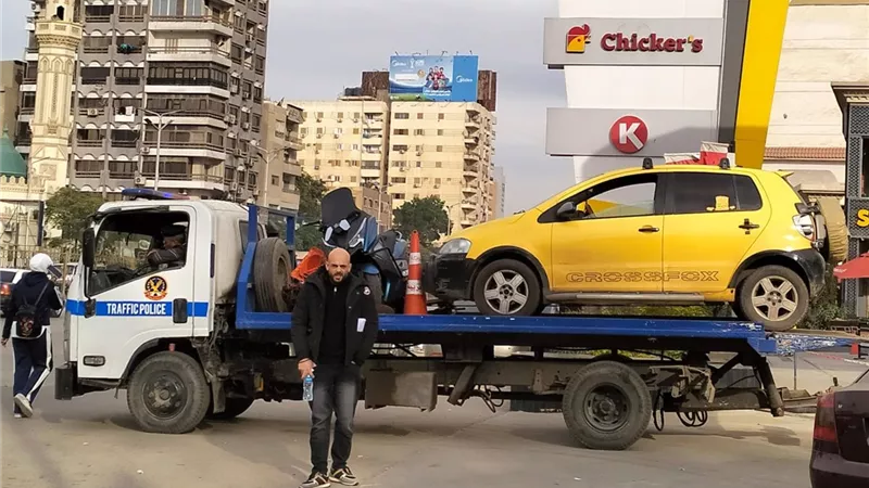 تحرير 206 مخالفات ومصادرة مركبات خلال 24 ساعة بالغربية