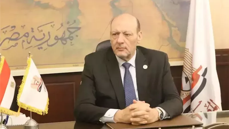 أبو العطا: ​الكتائب الإلكترونية تستهدف تزييف الواقع الاقتصادي والاجتماعي