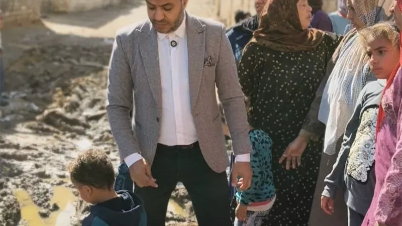 كارثة إنسانية تضرب قرية النور ببياض العرب بعد غرق المنازل بالمياه|فيديو