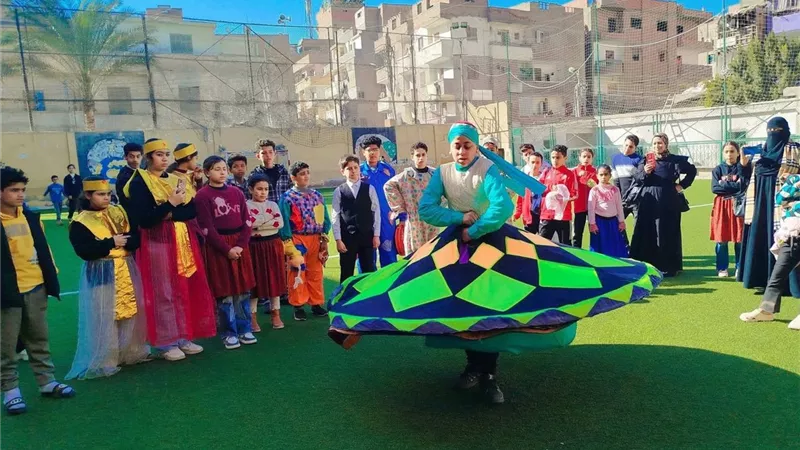 التنورة في استقبال ضيوف كرنفال شباب كفر الشيخ