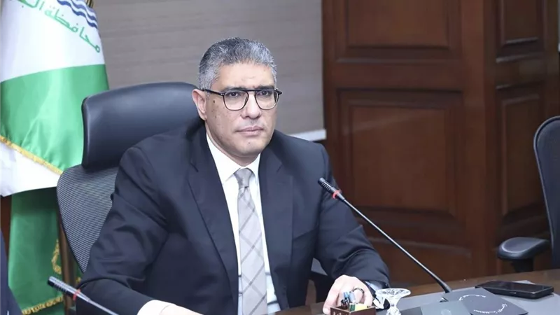 ضبط 11 حالة بناء مخالف بحي الدقي والتعامل معها