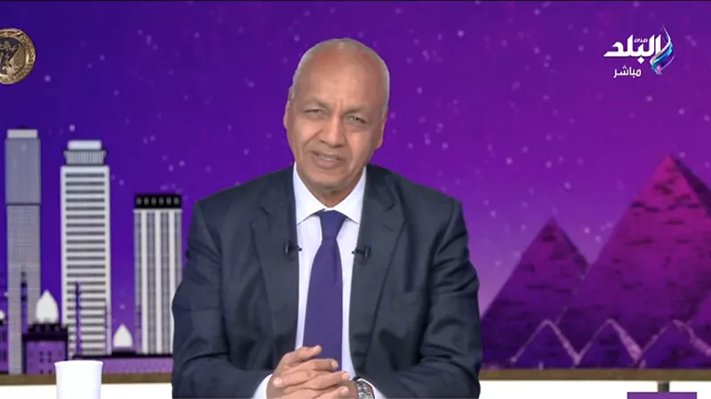 مصطفي بكري: التصويت على التعديل الوزاري بـ«نعم أو لا» فقط