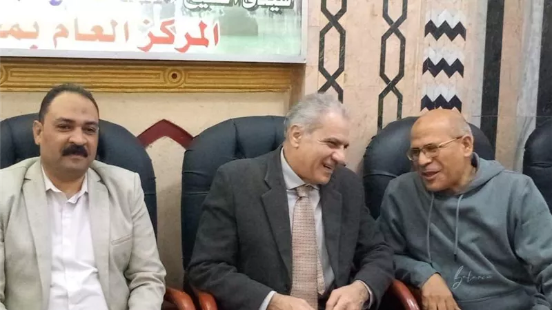 رئيس جامعة أسوان يشهد احتفالية مولد الإمامين الجليلين بالطريقة الجعفرية 