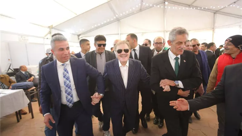 السيد البدوي يتابع عملية التصويت في انتخابات الوفد|صور