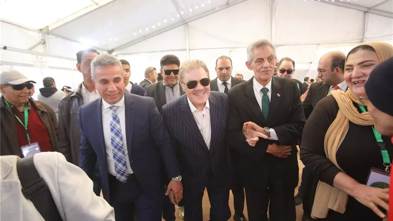 لدعم السيد البدوي.. ياسر حسان يصل حزب الوفد للإدلاء بصوته