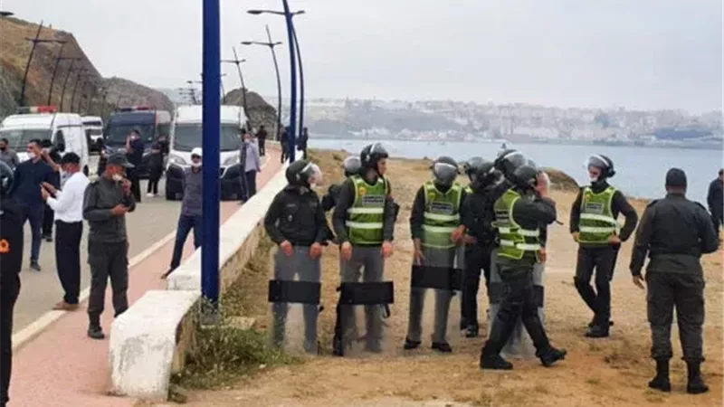 المغرب يوقف دوريات المداهمة ويعيد تقييم أساليب مكافحة الهجرة غير الشرعية