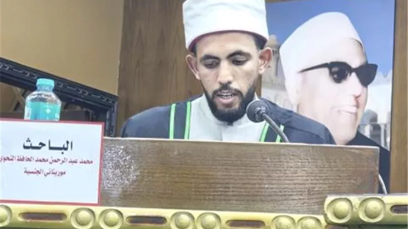 أستاذ تاريخ: داروين لم يقصد الطعن في الدين