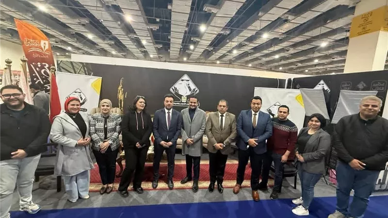 «تنسيقية شباب الأحزاب» تستضيف المؤثرين ورموز الثقافة بمعرض الكتاب