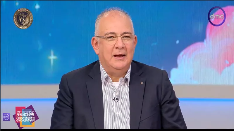 حسام صالح: قضاء يوم كامل بلا موبايل صعب في ظل الإدمان الرقمي| فيديو