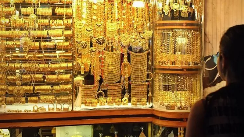 «نزيف» المعدن الأصفر.. خسائر بالمليارات تضرب 10 دول عربية مالكة للذهب