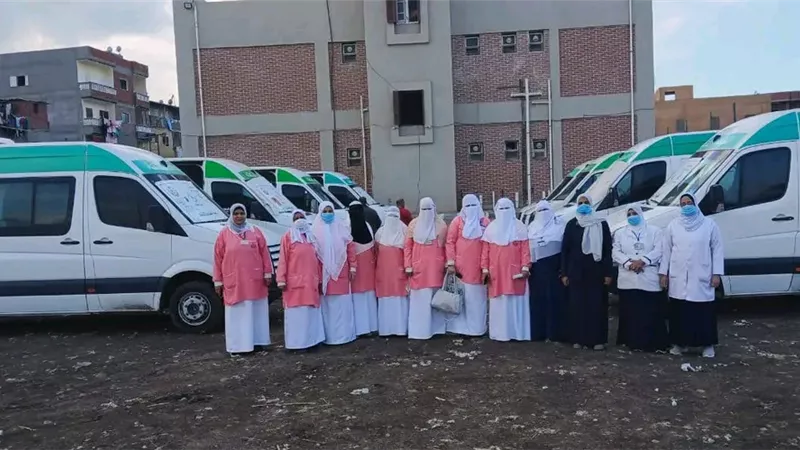 محافظ الدقهلية: 14.8 ألف خدمة طبية مجانية لـ7502 مواطن خلال يناير 