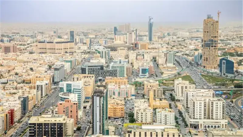 زخم المشروعات يعيد توجيه بوصلة المقاولين المصريين نحو السعودية|خاص