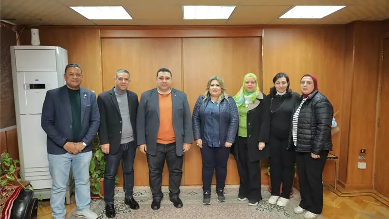 رئيس مياه البحيرة يستقبل وفد نادي روتاري سموحة ويوجّه بدعم الأكثر فقراً