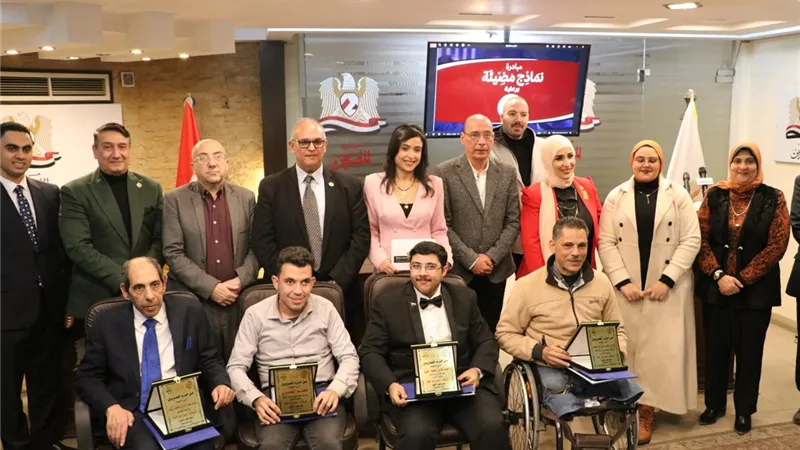 «نماذج مضيئة».. تفاصيل مبادرة حزب «المصريين» لتكريم الأبطال ذوي الهمم