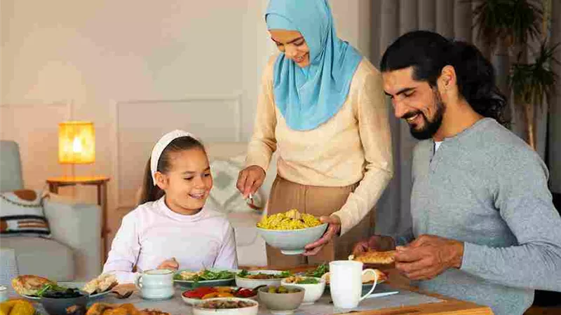 حكم من أكل أو شرب ناسيًا وهو صائم.. دار الإفتاء تجيب