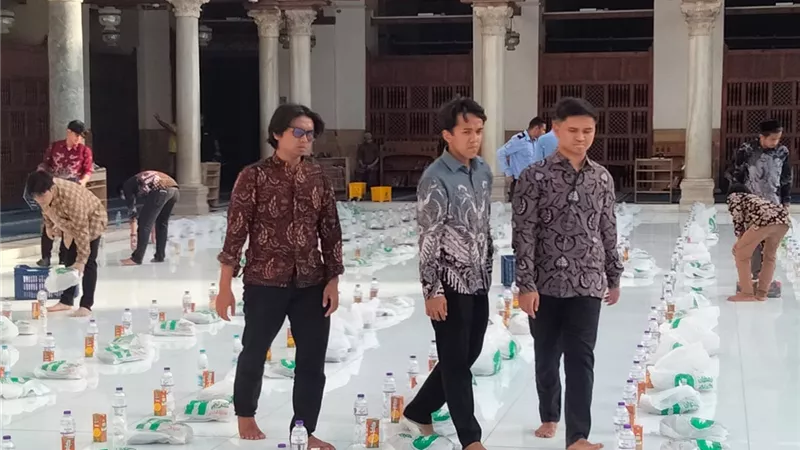 توزيع عشرة آلاف وجبة إفطار يوميا في الجامع الأزهر خلال رمضان |خاص