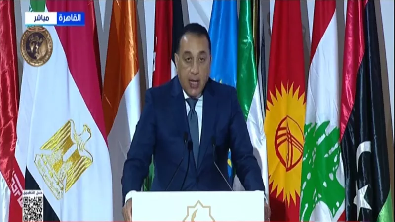 مدبولي: المراة المصرية أصبحت تقود مشروعات صغرى ومتوسطة|فيديو 