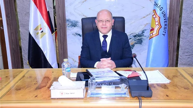 جامعة سوهاج  تعلن  اعتماد لائحة برنامج هندسة الميكاترونات والروبوتات