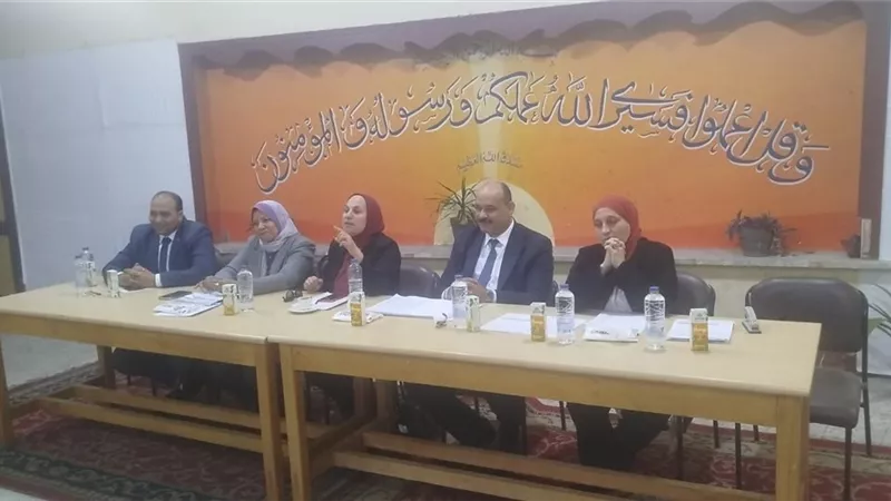 تعليم القاهرة يبدأ مقابلات اختيار رؤساء لجان الثانوية العامة