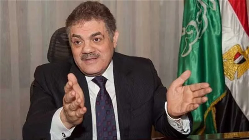 السيد البدوي يصل مقر الوفد بعد فوزه برئاسة الحزب بفارق 8 أصوات
