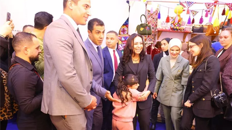 مايا مرسى تتفقد معرض ديارنا للحرف اليدوية والتراثية|صور 