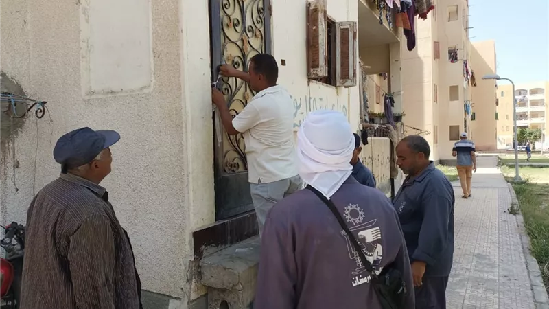 حسم مخالفات بني سويف الجديدة.. غلق وتشميع 5 محلات غير مرخصة