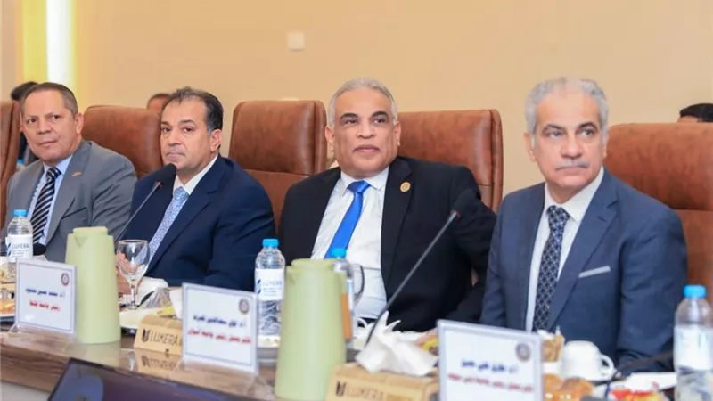 رئيس جامعة طنطا  يشارك في اجتماع المجلس الأعلى للجامعات