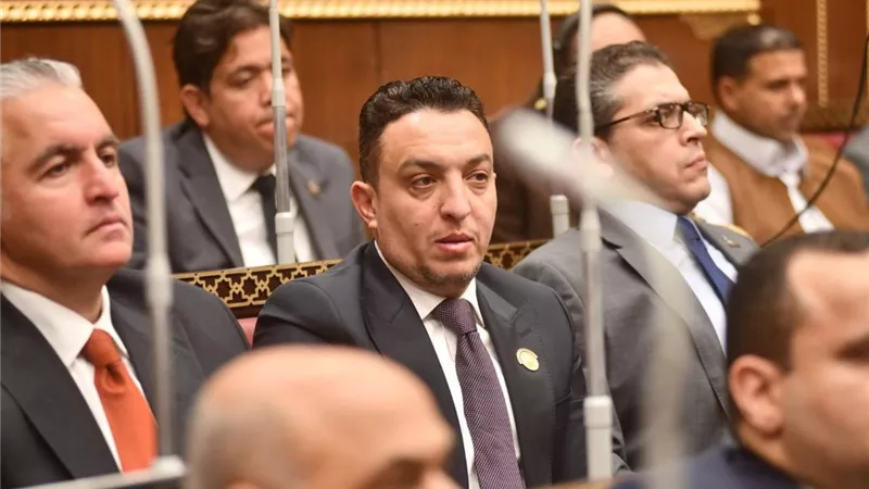 تحرك برلماني لحماية أجيال المستقبل من مخاطر العالم الافتراضي في 