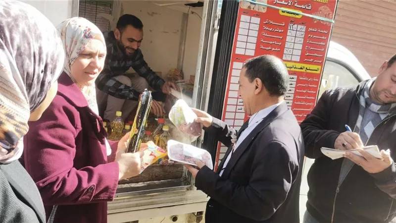 تفاصيل قافلة طبية شاملة بالوحدة المحلية في مركز ومدينة الرحمانية| صور