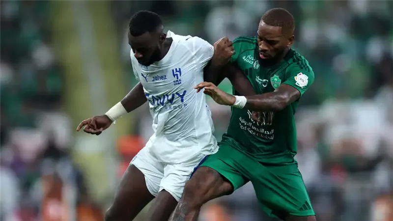 موعد الكلاسيكو السعودي بين أهلي جدة والهلال اليوم والقنوات الناقلة