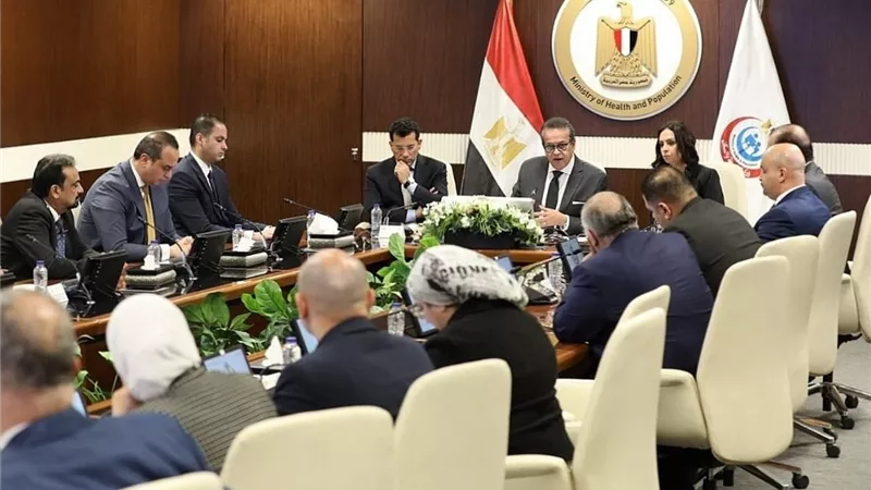 تفاصيل اجتماع تنسيقية استقبال المرضى والجرحى الوافدين من قطاع غزة