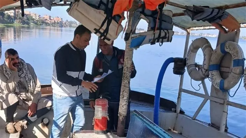 متابعات مكثفة للمعديات النهرية والالتزام بمعايير السلامة بالمحمودية|صور