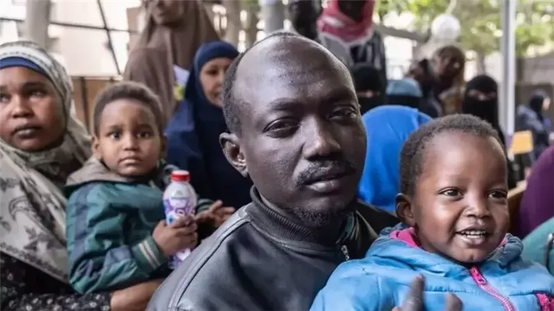 أكثر من 4 ملايين سوداني لاجئون بدول الجوار.. ودعوات لتوزيع الأعباء