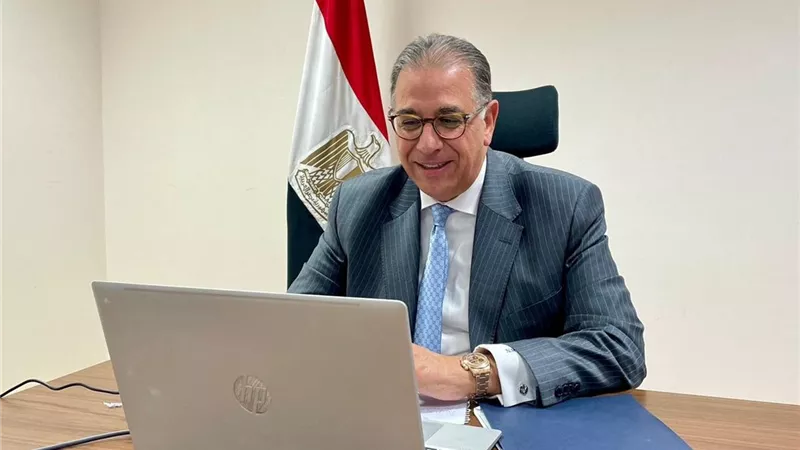 نائب وزير الخارجية يثمن دور الجالية المصرية في بوليفيا وتشيلي