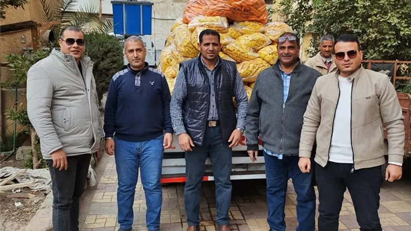 حملة تموينية مفاجئة تضبط مقرمشات مجهولة المصدر بإهناسيا